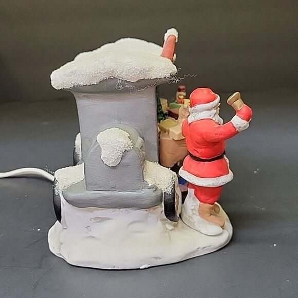 Russ Old Fashioned Christmas Porcelain Collection Electric santa/wagon. - Picture 6 of 9